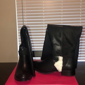 Never Worn Black Flat Boots